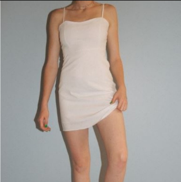 Brandy Melville white Karla dress RARE - Picture 5 of 8